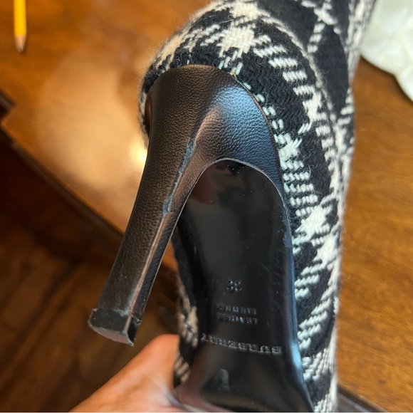 Burberry Womens Vintage High Boots Vintage Size 38 EUC Black and White - Picture 10 of 15